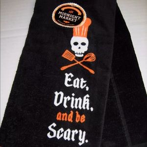 Midnight Market Halloween 🎃 Kitchen Towel NWT